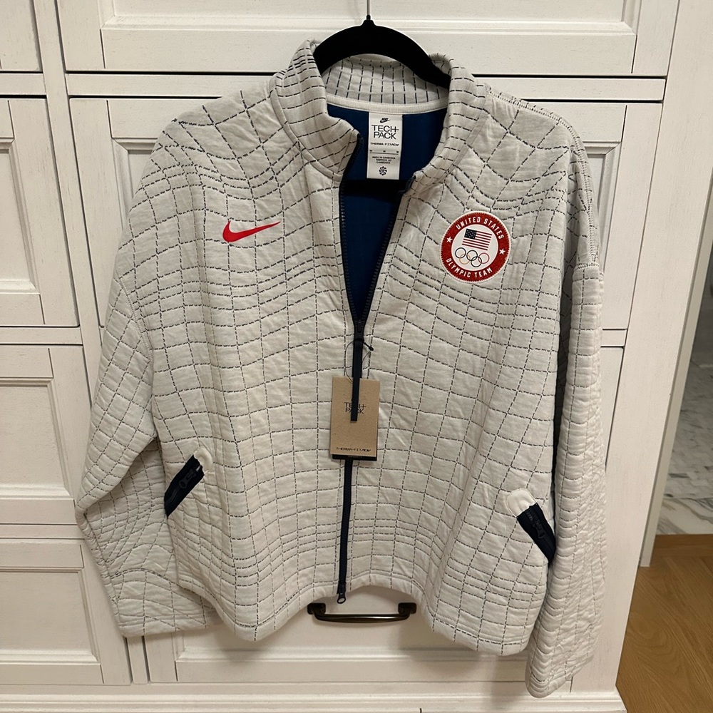 Nike women’s olympic jacket